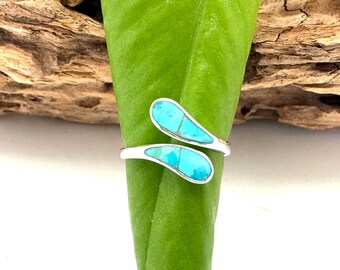 Turquoise Wrap Ring - Sterling 925 - Blue Green Natural Turquoise - Adjusts Slightly - Modern Southwestern