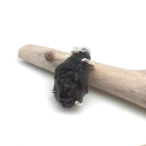 Rough Columbianite Pendant // Freeform Sterling Silver Pendant 20mm // Black Green Columbianite Pendant