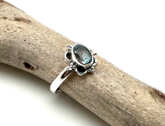 Bali Blue Topaz Ring, Sterling Silver Band (Size 6-10)