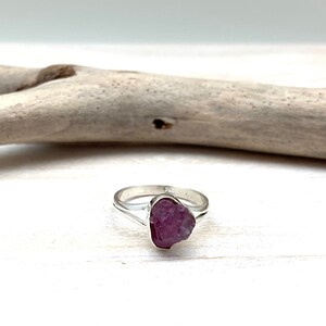 Raw Ruby Silver Ring Size 6.5 / Natural Ruby Ring / Raw Cut Ruby / Simple Ruby Ring / Minimalist Ruby Ring / 925 Sterling Silver