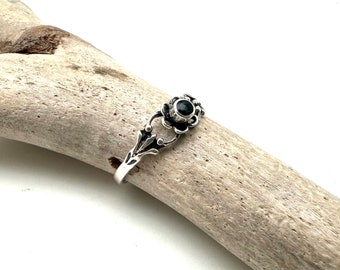 Black Onyx Flower Ring 4-10 - Small Black Onyx Silver Ring - Lightweight Delicate Ring - 925 Sterling