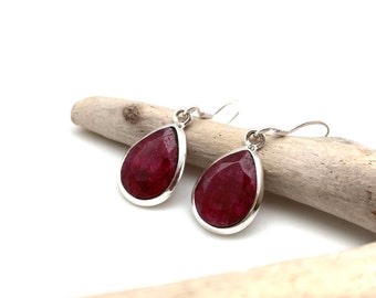 Boucles d'oreilles en rubis - Argent sterling - Boucles d'oreilles en argent rubis bio 18 mm - Boucles d'oreilles en pierre rouge - Boucles d'oreilles en rubis rouge