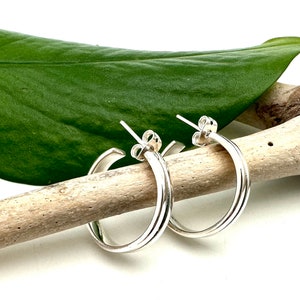 Silber Streifen Hoop Ohrringe / 925 Sterling Silber / 25mm Silber Hoops / Moderne Silber Creolen / Push Back
