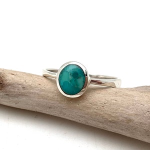 Simple Turquoise Ring - Sterling Silver 925 - Minimalist Natural Turquoise Ring - Turquoise 5-10