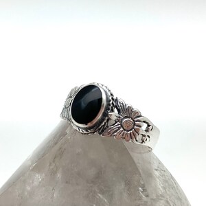 Black Onyx Silver Sun Flower Ring - Black Onyx Flat Ring - Black Onyx Size 5, 6, 7, 8, 9, 10  - 925 Sterling Silver