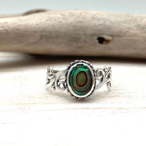 Abalone Silver Swirl Ring size 8 - Small Oval Shape Abalone - Abalone Delicate Ring - Minimalist Abalone - 925 Silver