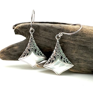 Mother of Pearl Swirl Earrings // MOP Diamond Silver Earrings // Bali Shell Earrings // Sterling Silver