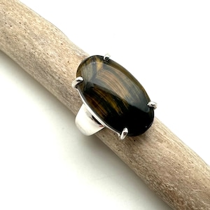 Hawk&#39;s Eye Ring Size 7.5 - Tiger&#39;s Eye Silver Ring 23mm - Brown Hawk&#39;s Eye Minimalist - Third Eye Chakra Intuition - 925 Sterling Silver