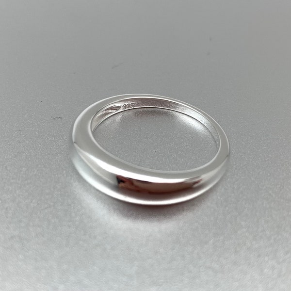 Dome Silver Ring / Dome Convex Silver Band / Minimalist Medium Dome Ring /  size 5, 6, 7, 8, 9, 10, 11, 12 / 925 Sterling Silver