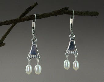 Art deco earring, silver and pearl egyptian earring, Lotus flower earring, symbolic women jewelry, handmade jewelry, elegant earring