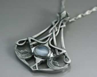 Art nouveau pendant with stone, pewter art nouveau pendant, celtic pewter necklace, obsidienne stone, art nouveau style, symbolic jewelry
