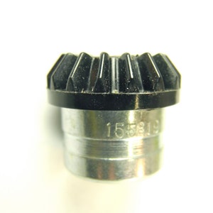 Vertical Top Shaft Gear,Singer#155819