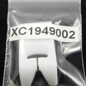 Teflon Zig Zag Foot, Snap On  #XC1949002