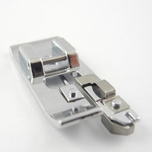 Snap On Overcast Overcasting Foot (G) Babylock,Brother, ULT PC Singer#X51162001