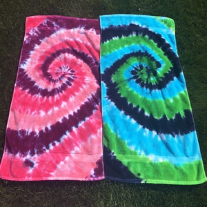 Tie Dye Towel - Tie Dye Beach Towel - Oversized Extra Large Beach Towel - 30&quot;x60&quot; - Ultra Soft - Bath Towel - Hippie - 100% Cotton