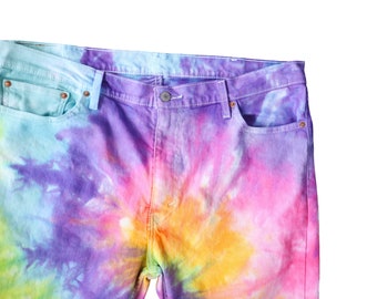 Tie Dye Jeans pour hommes - Pantalons arc-en-ciel - Jeans pour hommes - Pantalons de fête - Hippie - Vêtements de festival - Rave - Fait à la main - Michigan Made