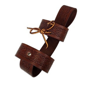 Keltische leren bekerhouder voor bidon waterfles