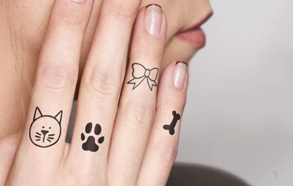 Pin by Aida on #Cool | Tattoos for women cat, Finger tattoos, Cat face  tattoos