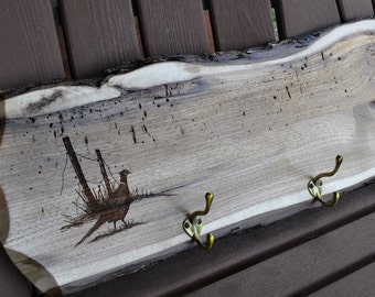 Christmas Gifts For Men ~ Pheasant Hunting ~ Live Edge ~ Reclaimed Wood ~ Pheasant Hunter ~ Hunting Cabin ~ Hunting ~ Man Cave ~ Coat Rack ~