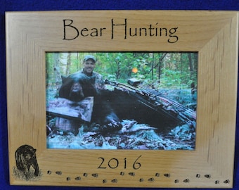 Hunting Frames ~ Bear Hunting Frame ~ Hunting Gift ~ Gift For Hunter ~ Hunting Picture Frame ~ Bear Hunter Gift ~ Bear Hunting ~ Bear Frame