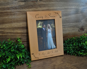 Wedding Gift For Couple ~ Wedding Frame ~ Wedding Gifts ~ Bridal Shower Gift ~ Custom Wedding Frame ~ Personalized Frame ~ Frames ~ Weddings