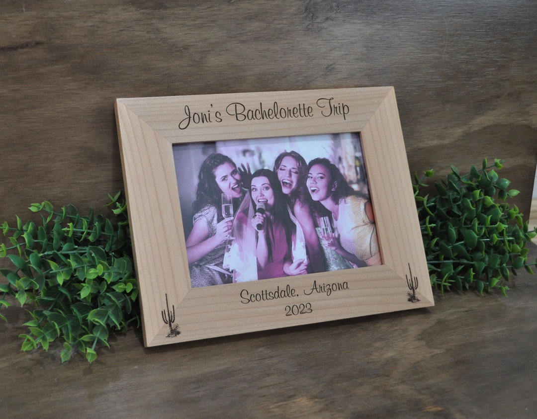 Tripping Frame Girls Vacation, Vacation, Best Friend Gift, Gift for Friends ...