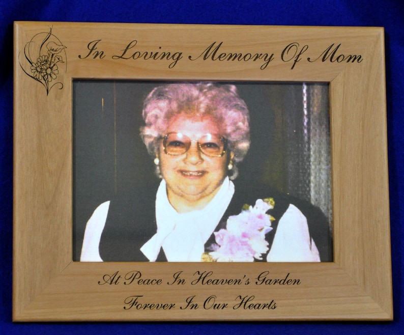 Loss Of Mom Gift ~ Mom Memorial ~ Memorial Gift ~ Funeral Gift ~ Sympathy Gift ~ In Loving Memory Frame ~ Sympathy Frames ~ Gift For Loss ~