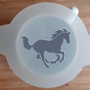 Pochoir en mylar 110 mm « Cheval au galop » Biscuit, gâteau, pochoir plumeau café, peinture pour le visage, peinture réutilisable 190 microns, pochoir artisanal sans danger pour les aliments