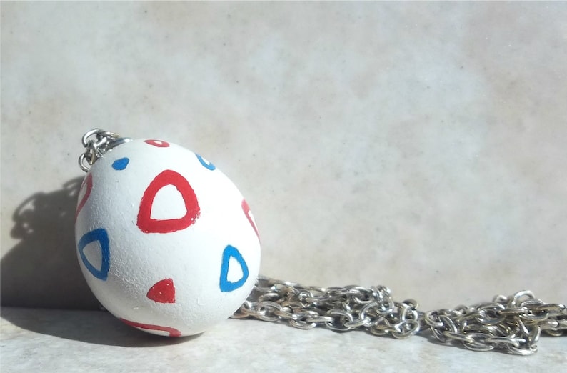 Togepi Egg Necklace image 3