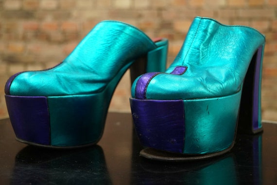 Vintage 70s Disco Platform Sandals Pumps Clogs Bl… - image 2