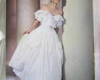 LAURA ASHLEY Wedding Dress SIZE 10 1988 Bridal Collection Romantic Wedding Dress White Dress Cottagecore Country