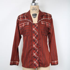 Vintage Plaid Cowgirl Western Blouse with Pearl Snap Buttons Silver Metallic Piping
