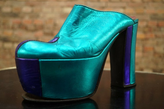 Vintage 70s Disco Platform Sandals Pumps Clogs Bl… - image 3