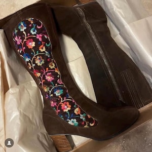 60s Gogo Boots Vintage Brown Suede Floral Embroidered Boots Penny Lane Boots 60s Boots 70s Boots Vintage Boots Suede Boots Boho Hippie Hippy