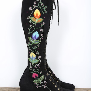 60s Gogo Boots Vintage Black Suede Floral Embroidered Boots Penny Lane Boots 60s Boots 70s Boots Vintage Boots Suede Boots Boho Hippie Hippy