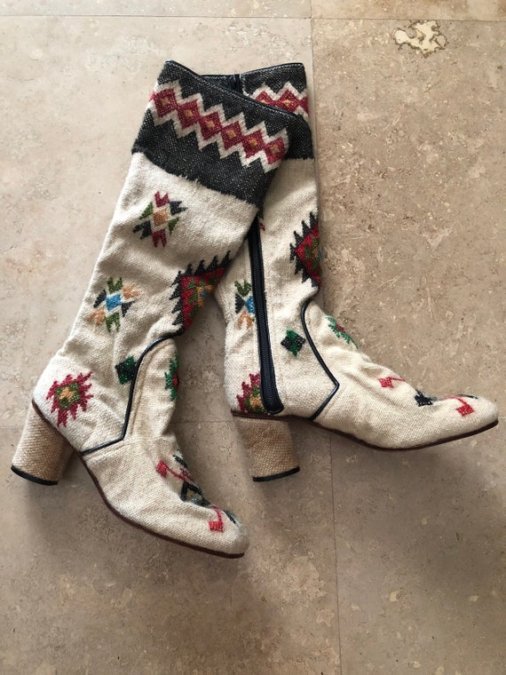 Vintage 60s Gogo Boots Tapestry Kilm Boho Hippie P