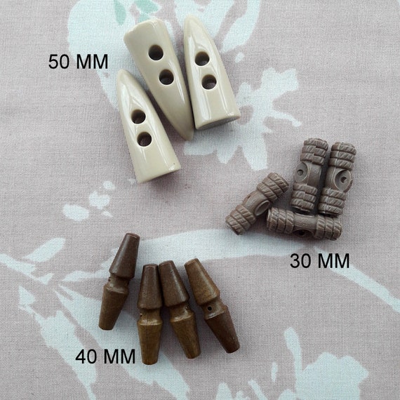 5 x toggle buttons 25mm red white blue ivory black