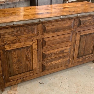 Bathroom vanity