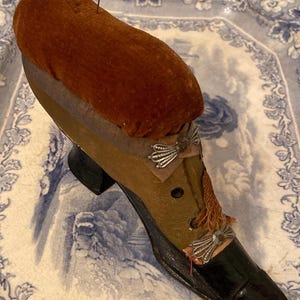 Antique Shoe Pincushion - Elegant Black and Gold Pincushion