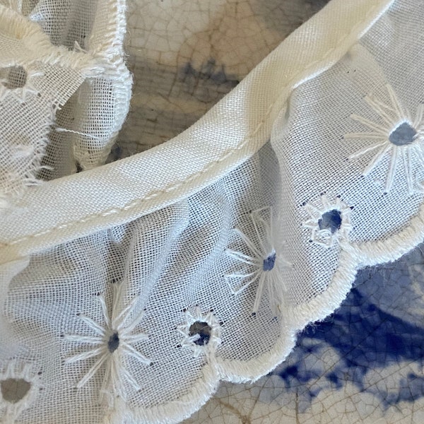 Eyelet Lace Trim - Gathered White Lace Ribbon - Old Fashioned Trim - Romantic Trim - Scalloped Eyelet Lace