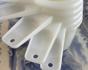 Vintage White Measuring Cup Set of Five