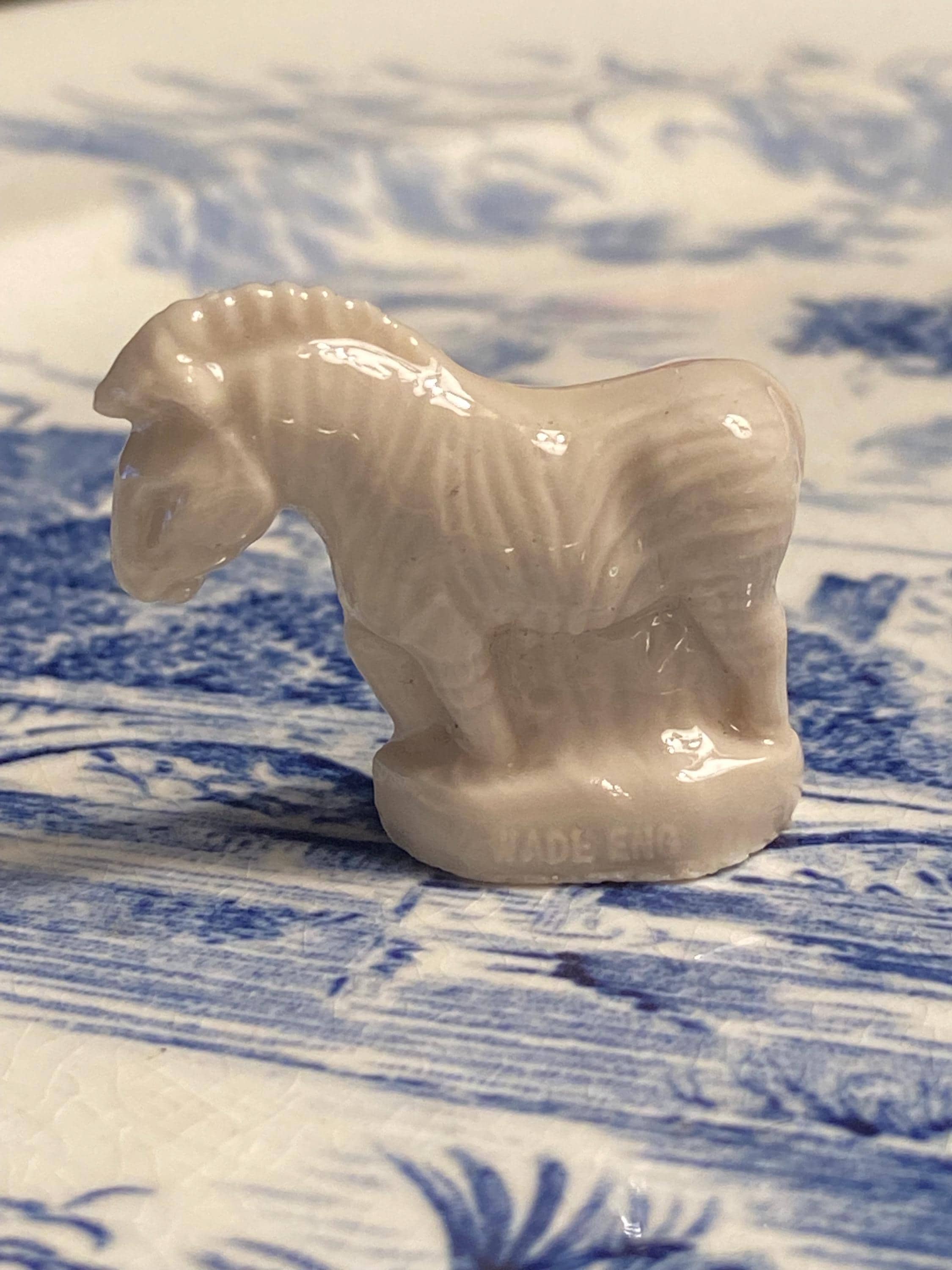 Wade White Horse - Etsy