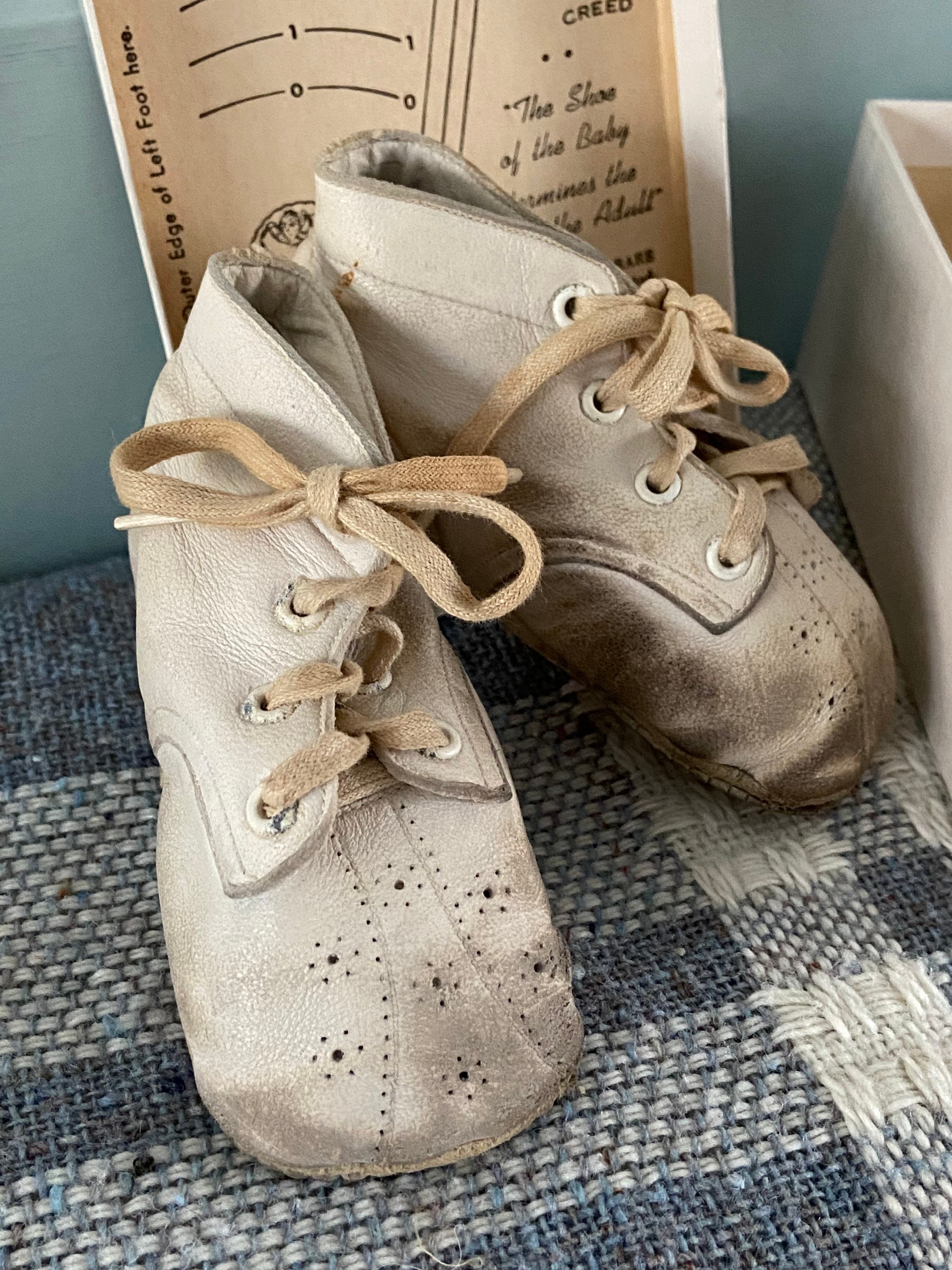 Vintage 1940s Mrs. Days Ideal Baby Shoes Original Shoe Laces Saks