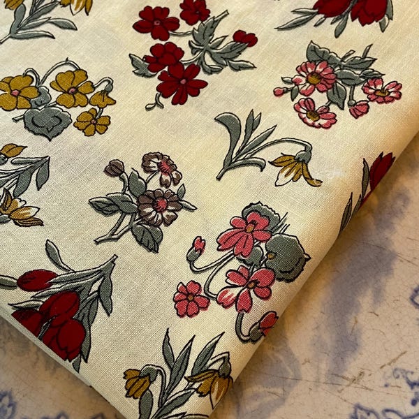 Vintage Sprigged Cotton Fabric  20”x19” Spring Blossoms Red Pink and Yellow on a Cream Background