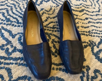 Vintage Navy Blue Enzo Angiolini Shoes Size 7.5 M - Blue Leather Slip-On Shoes