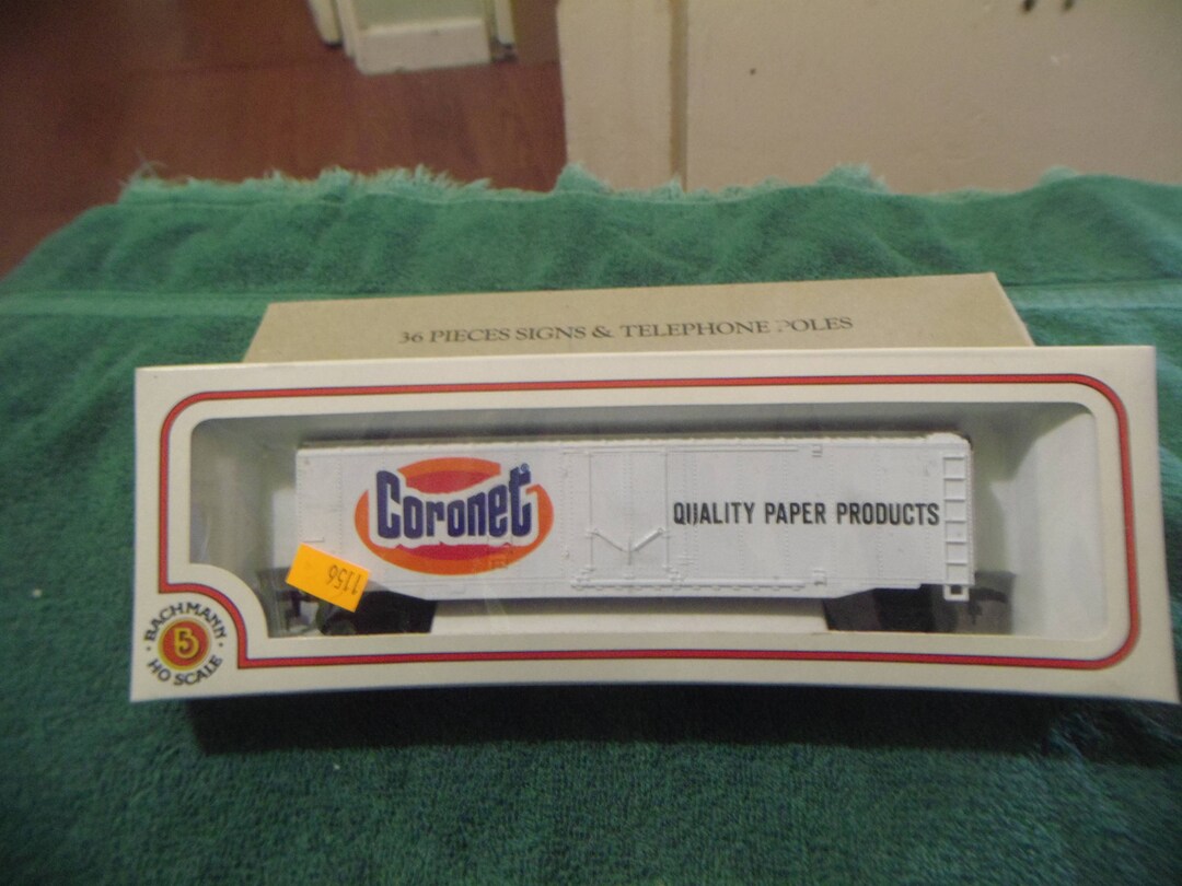 HO Bachmann Paper Products 51' Plugdoor Boxcar Etsy