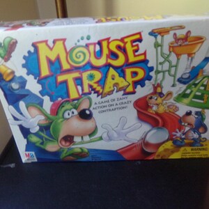 2005 Mouse Trap Board Game