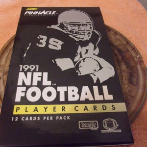 1991 Factory Sealed of Pinnacle Football Cards Pack