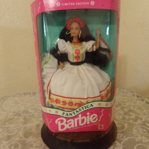 1992 Mexican Fantastica Barbie Doll MIB
