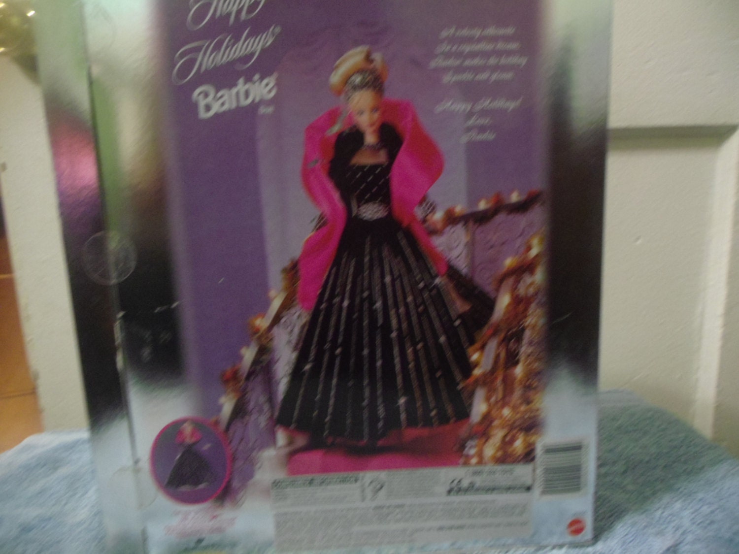 sachin and babi light blue dress 1991 Holiday Barbie! She is so beautiful! I love the bow in her hair! Her  green dress is a nice velvet type material. The green eyeshadow with the  red lip perfectly coordinates main image 1